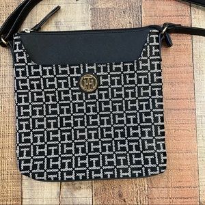 Tommy Hilfiger Crossbody bag